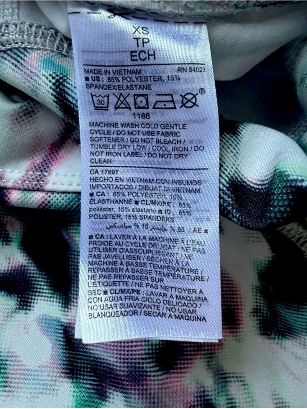 Old Navy Active Go-Dry Women’s XS Capri High-Waist Leggings Abstract Multicolor - Picture 6 of 6